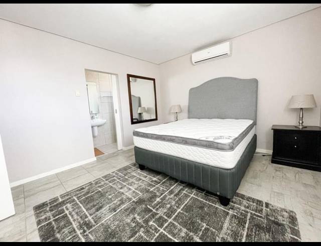 2 BEDROOM APARTMENT FOR SALE IN UMHLANGA RIDGE